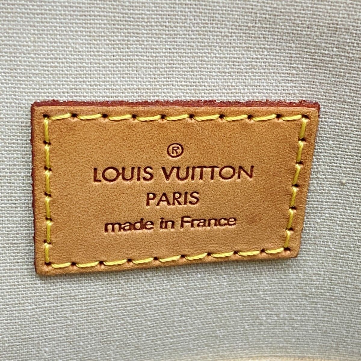 Louis Vuitton Handbag Vernis Alma PM Blanc Corail — view 5