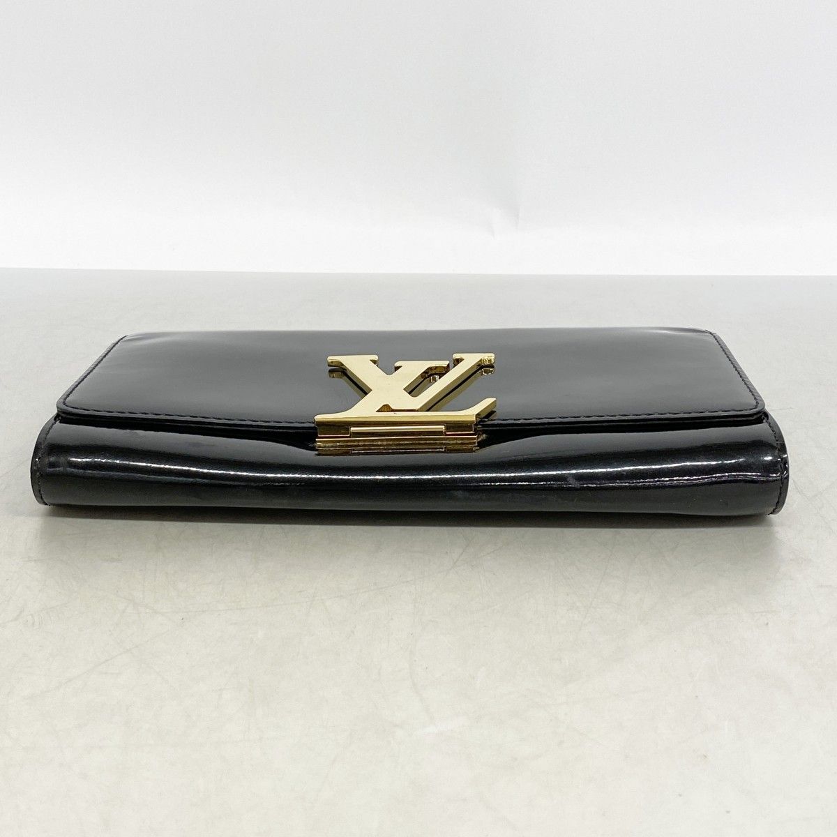 Louis Vuitton Clutch Pochette e East West Black — view 3