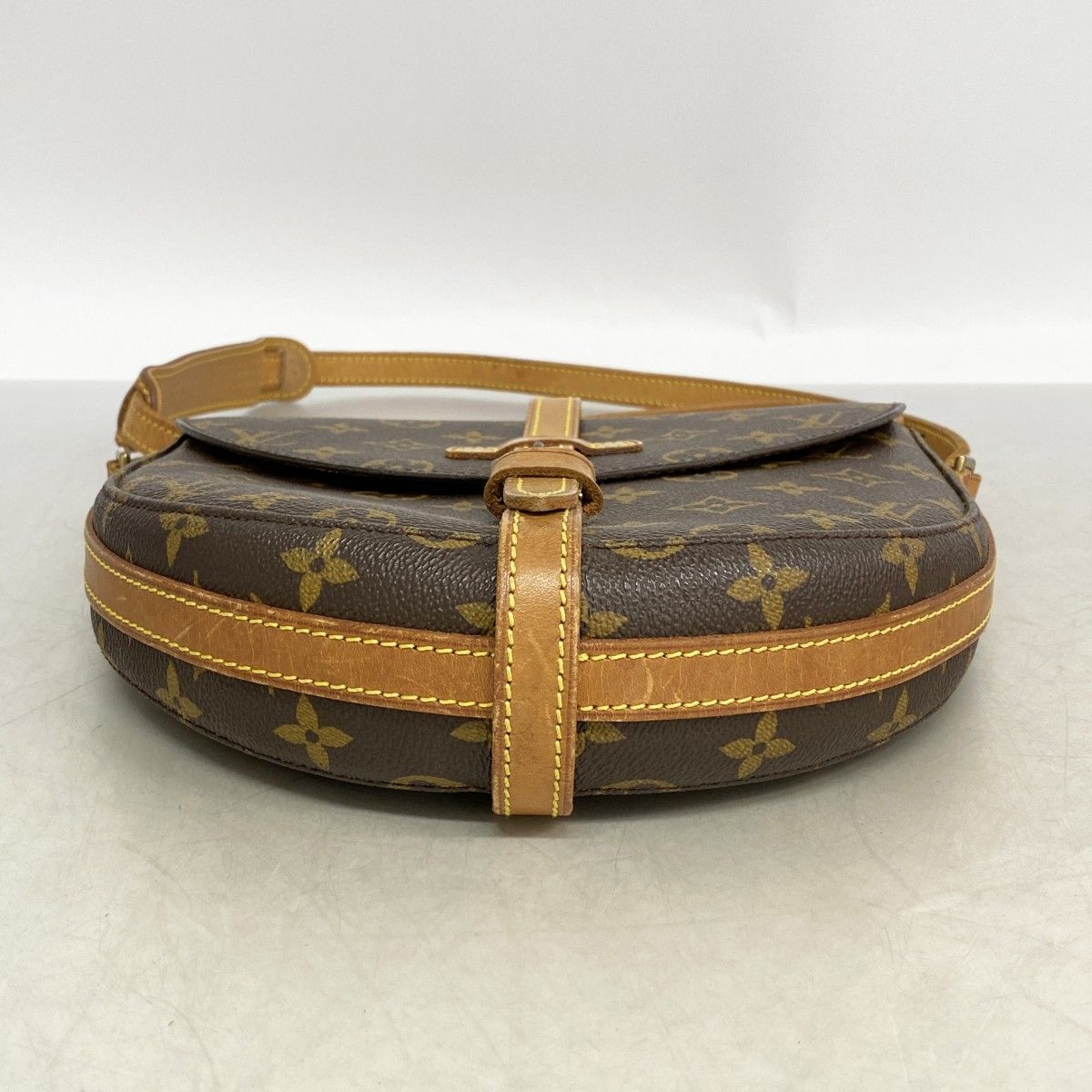 Louis Vuitton Shoulder Bag Monogram Cite MM Brown — view 3