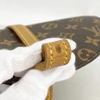 Louis Vuitton Shoulder Bag Monogram Cite MM Brown — view 6