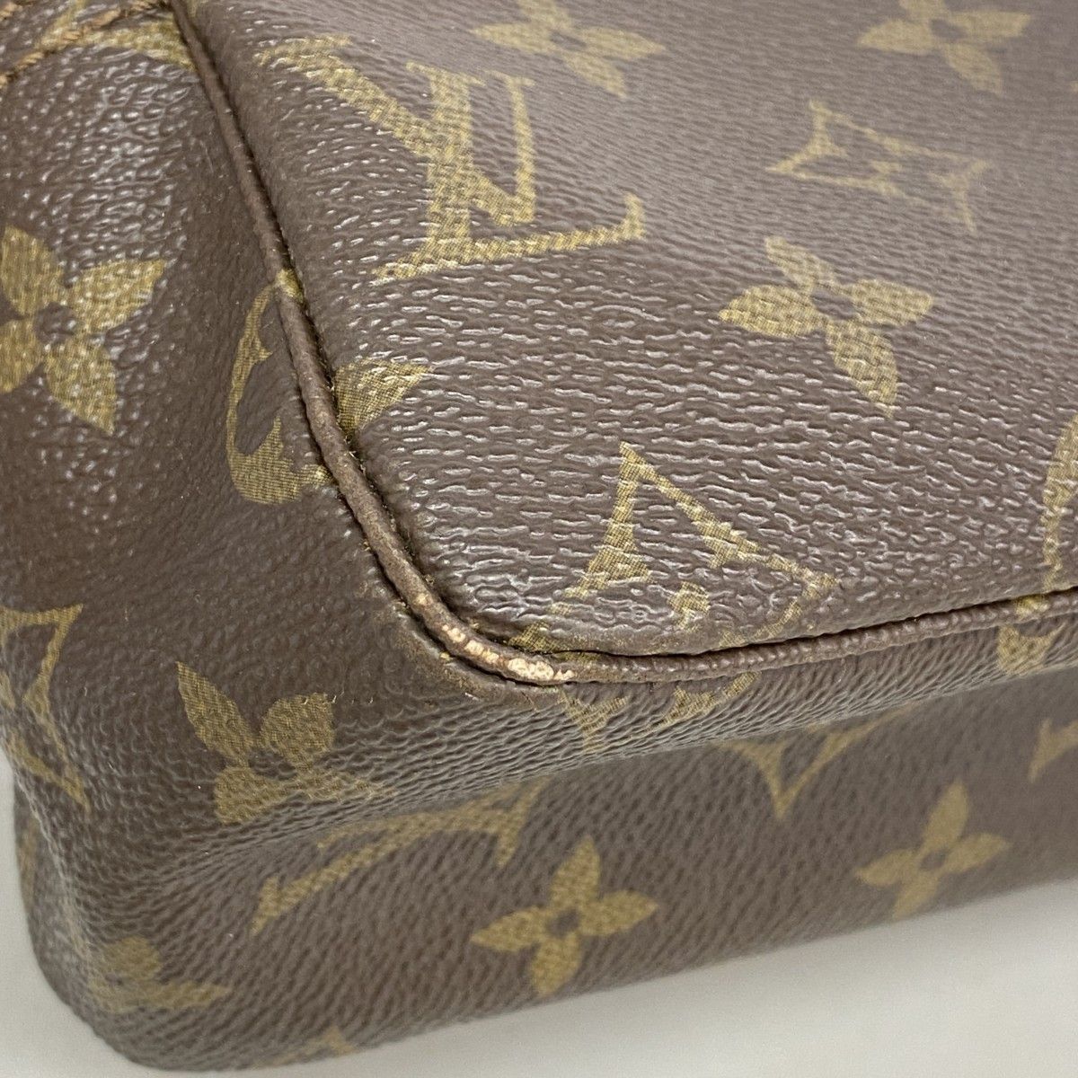 Louis Vuitton Pouch Monogram Trousse Toilet 28 Brown — view 8