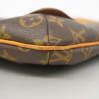 Louis Vuitton Shoulder Bag Monogram Musette Salsa Short Strap Brown — view 6