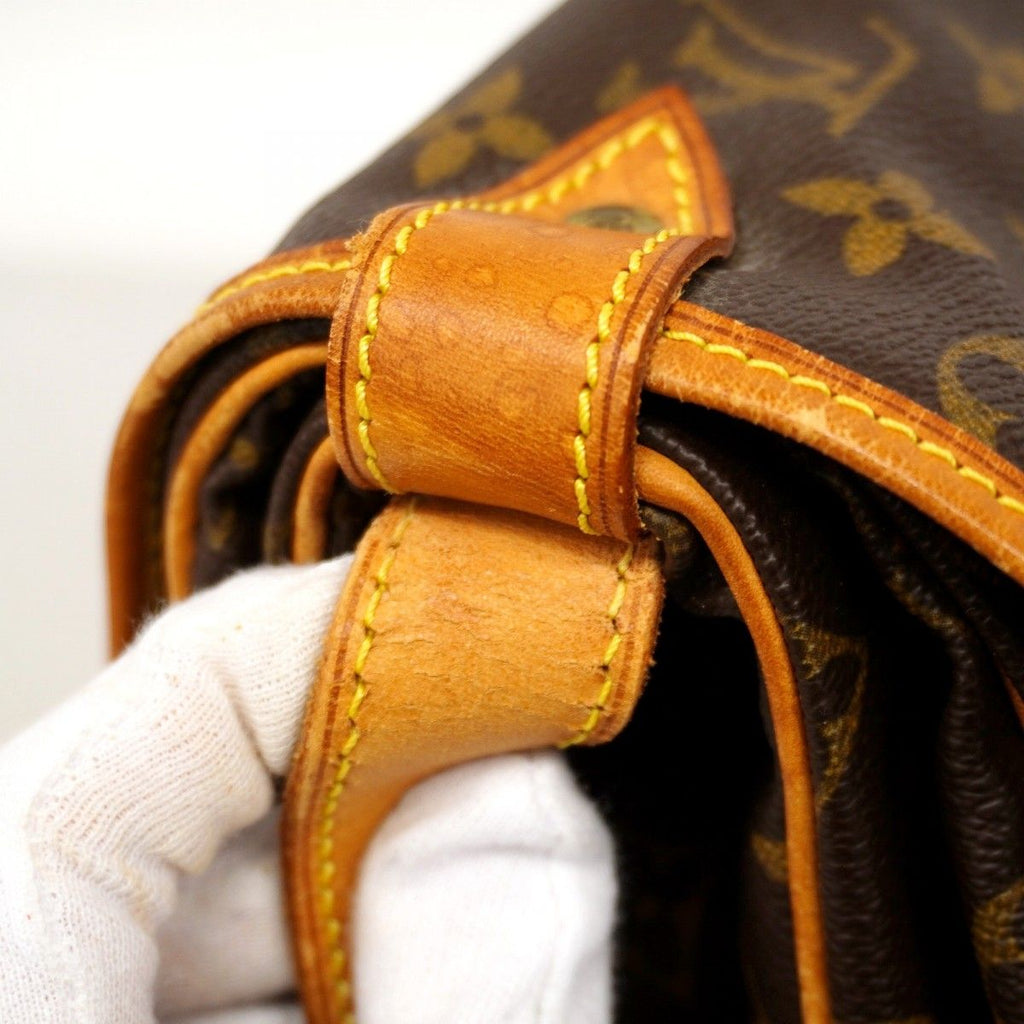 Louis Vuitton Shoulder Bag Monogram Saumur 35 Brown — view 7