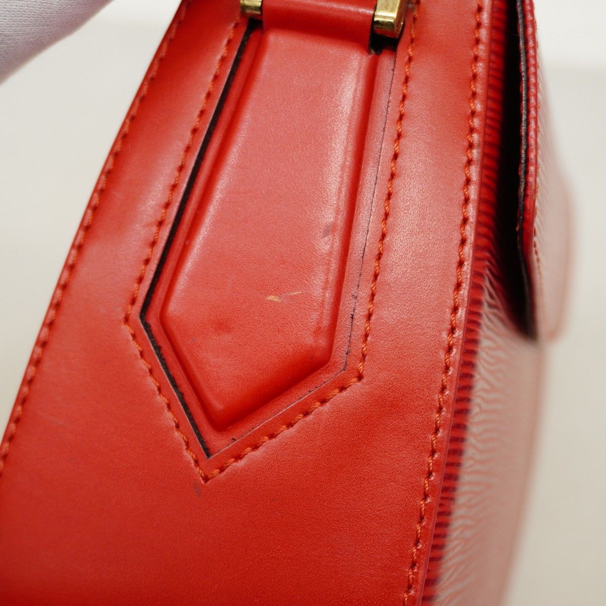 Louis Vuitton Shoulder Bag Epi Buci Castilian — view 9