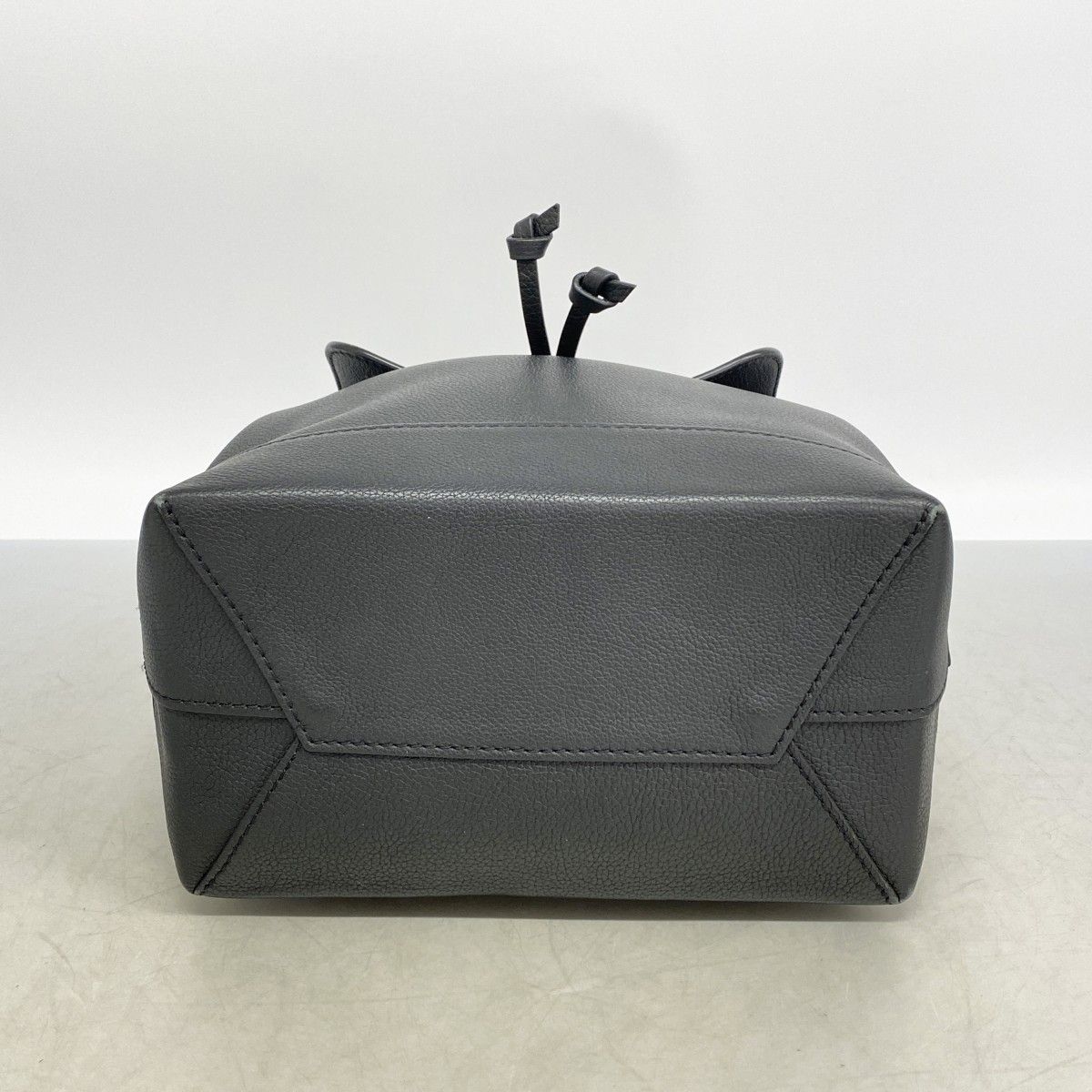 Louis Vuitton Backpack Lockme Noir — view 3