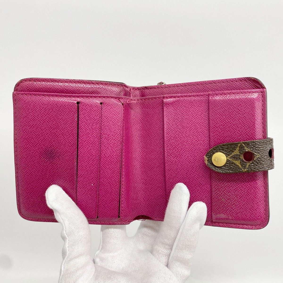 Louis Vuitton Wallet Monogram Perfo Compact Zip Fuchsia — view 3
