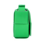 Bottega Veneta Candy Cassette Maxi Intrecciato Shoulder Bag Leather Green — view 4