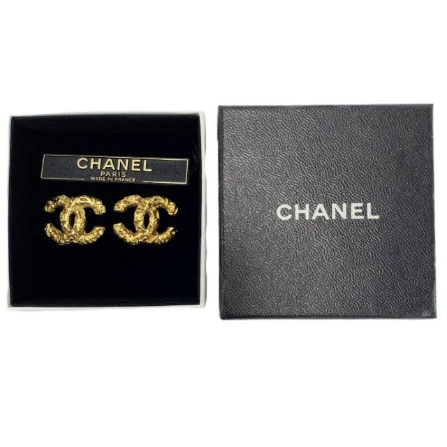 Chanel CC Logo Earrings Plated Gold Vintage Lava Boxed