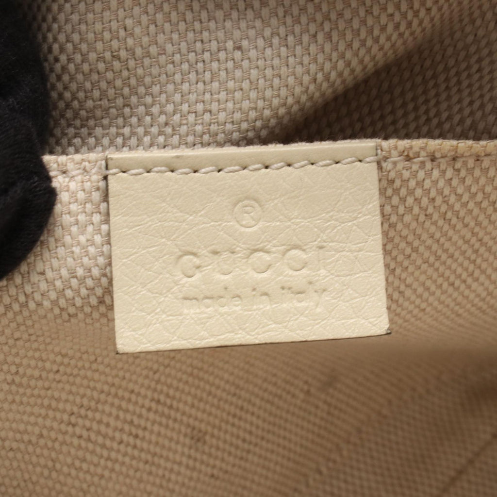 Gucci Shoulder Bag Soho Disco Interlocking Ivory Leather — view 4