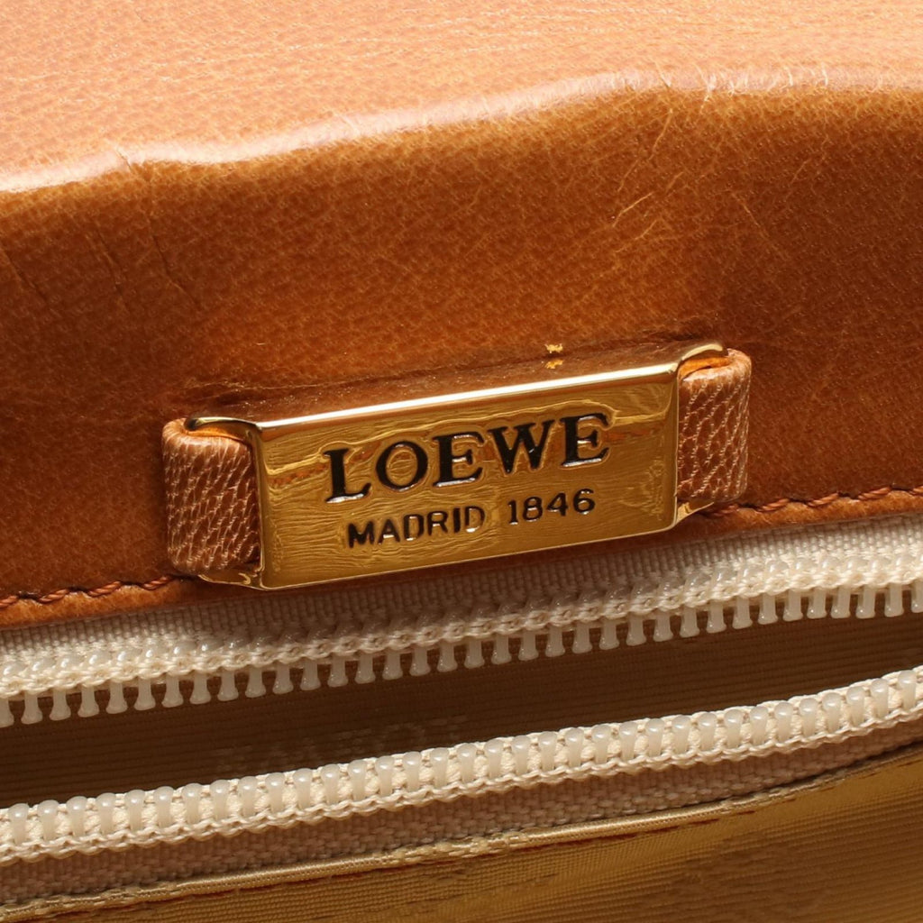 Loewe Shoulder Bag Brown Leather — view 4