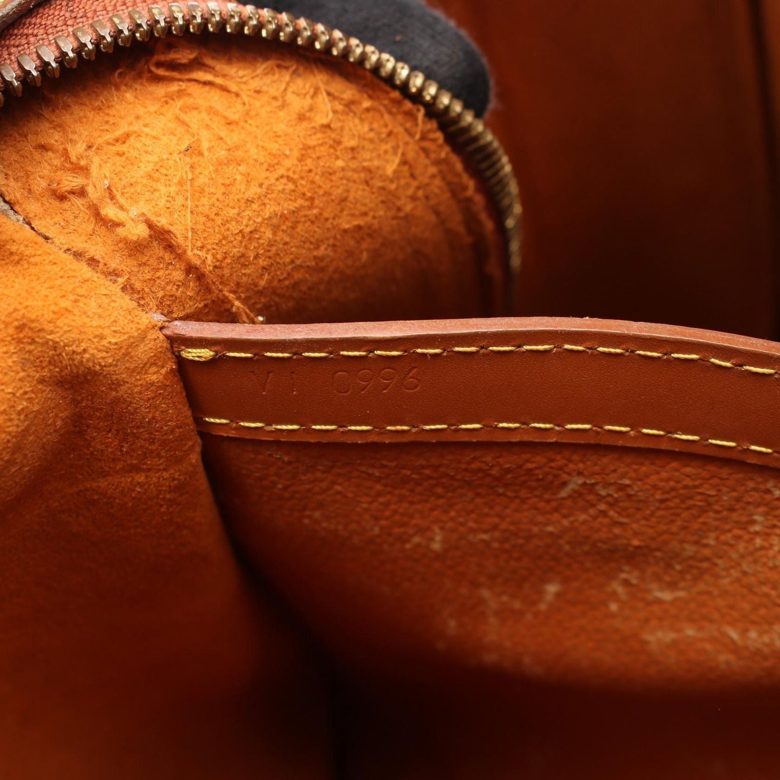 Louis Vuitton Business Bag Sorbonne Cipango Gold Leather — view 5