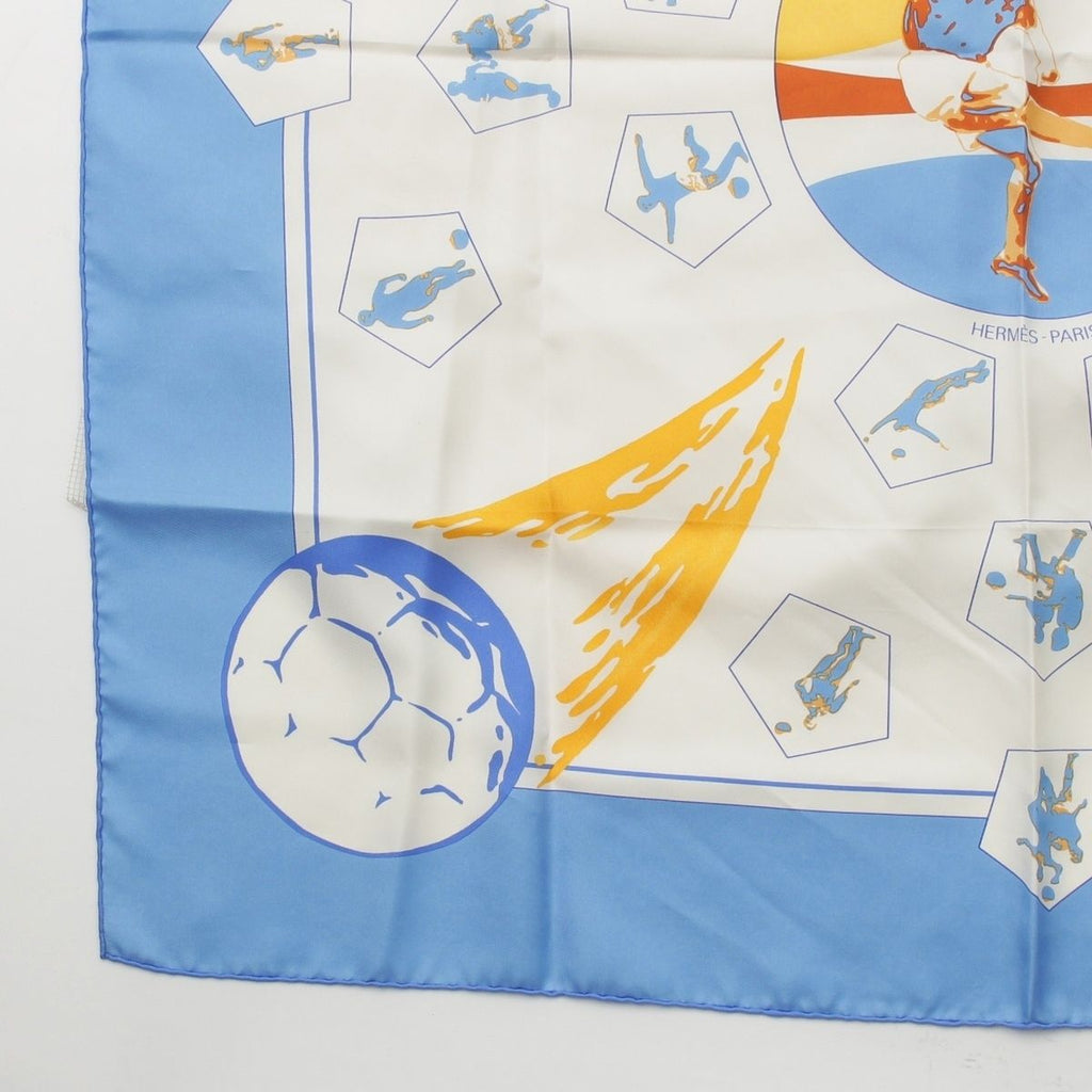 Hermes Carre 90 Vive les Champions! Viva Champion Silk Scarf White Blue — view 4