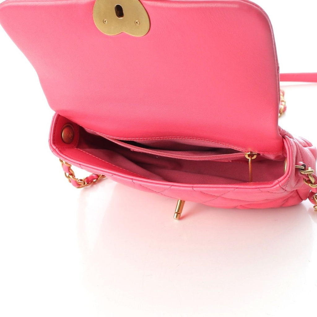 Chanel Leather Quilted Chain Heart Turnlock CC Logo Shoulder Bag Pink — view 6