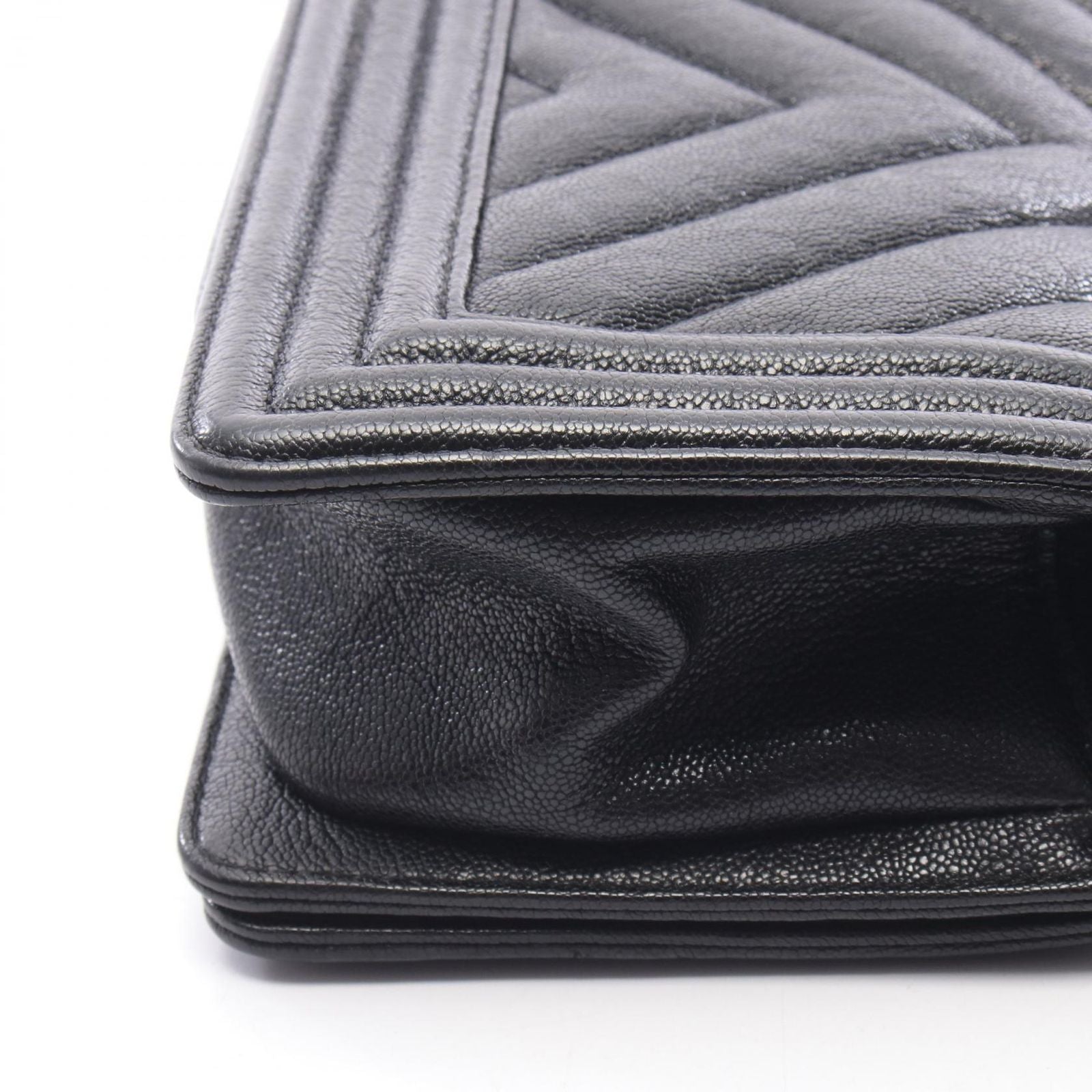 Chanel Shoulder Bag Boy Small Blanc Stitch Black Calf Boy Chain — view 6