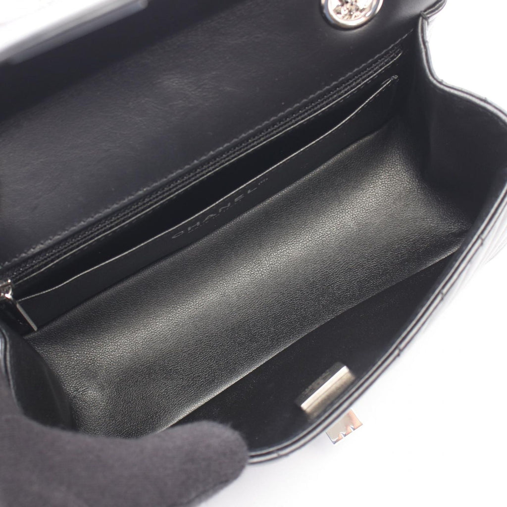 Chanel Shoulder Bag 2.55 Stitch Chain — view 3