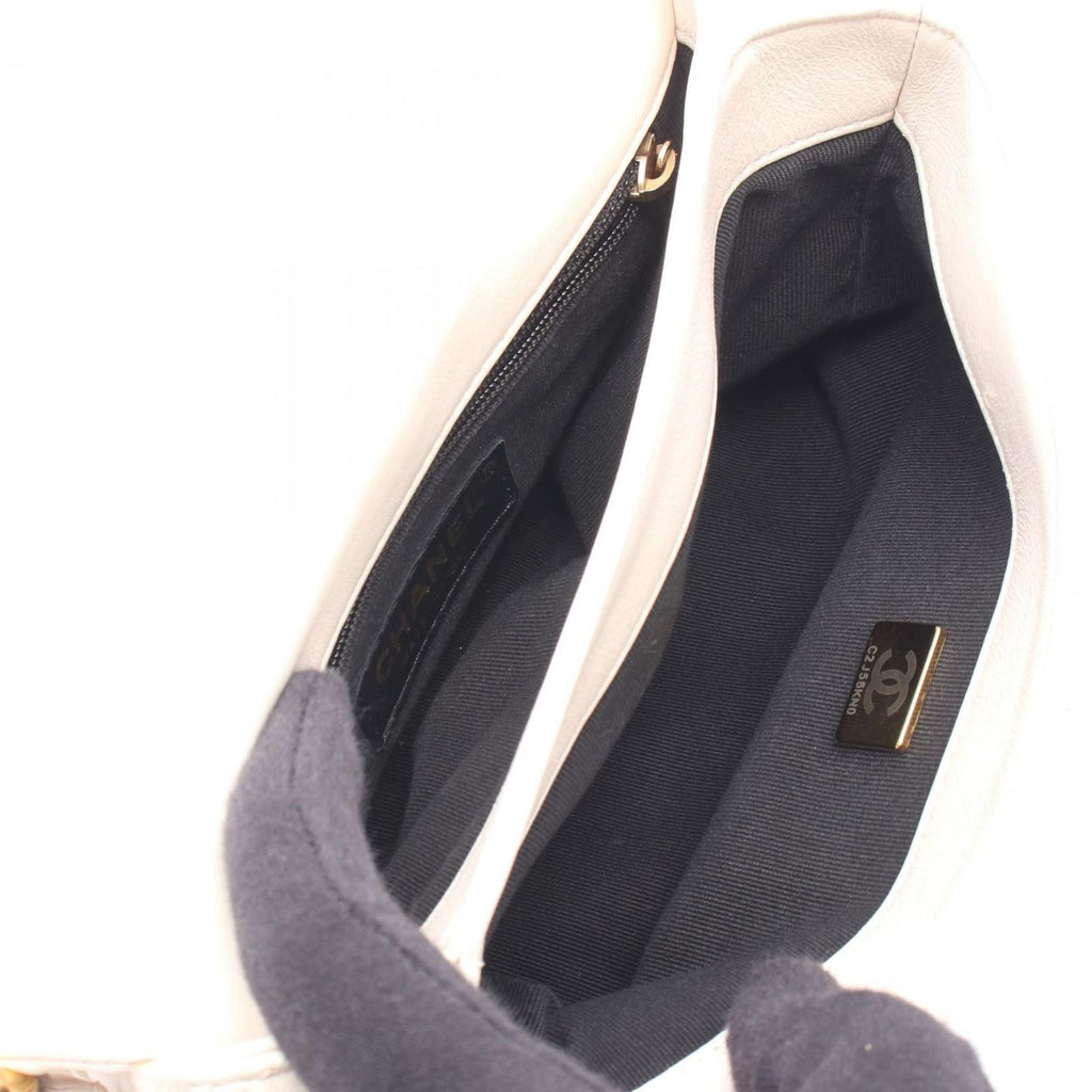 Chanel Shoulder Bag Quilted Small 2-Way Ivory Lambskin Small Chain — view 3
