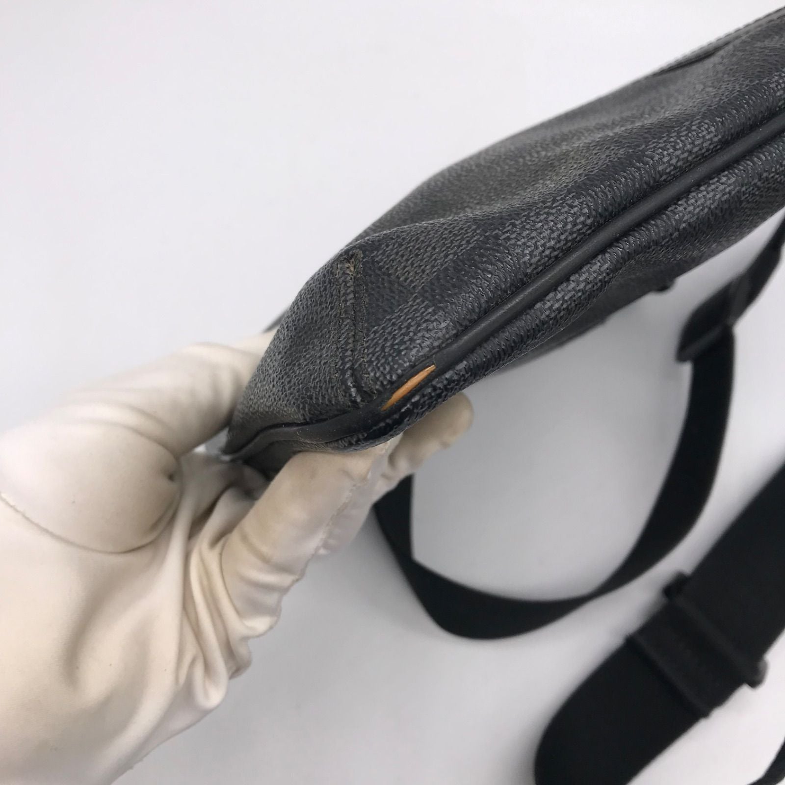 Louis Vuitton Damier Graphite Thomas Shoulder Bag Price Negotiation Welcome — view 8