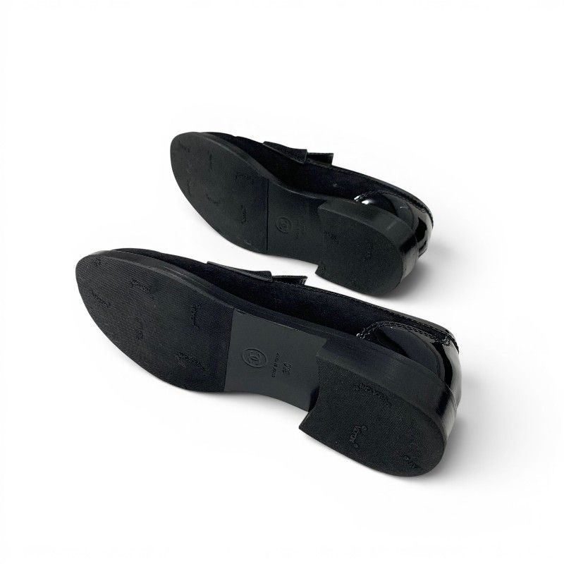 Chanel Loafers Leather Shoes Patent Black Gold Flat CC Logo Rhinestone — view 5