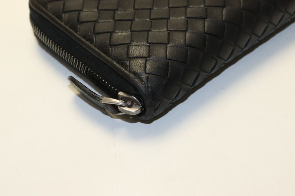Bottega Veneta Leather Wallet — view 4