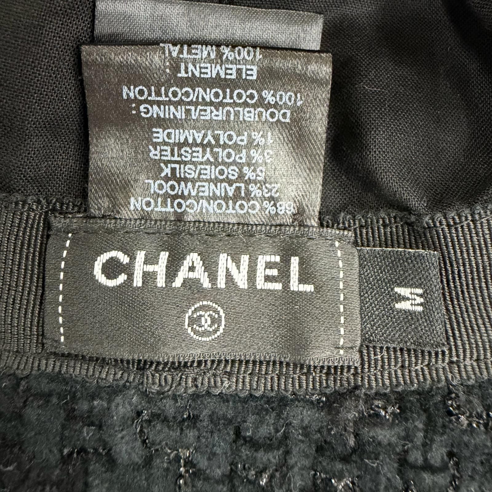 Chanel Cotton Wool CC Logo Hat Black Gold — view 8