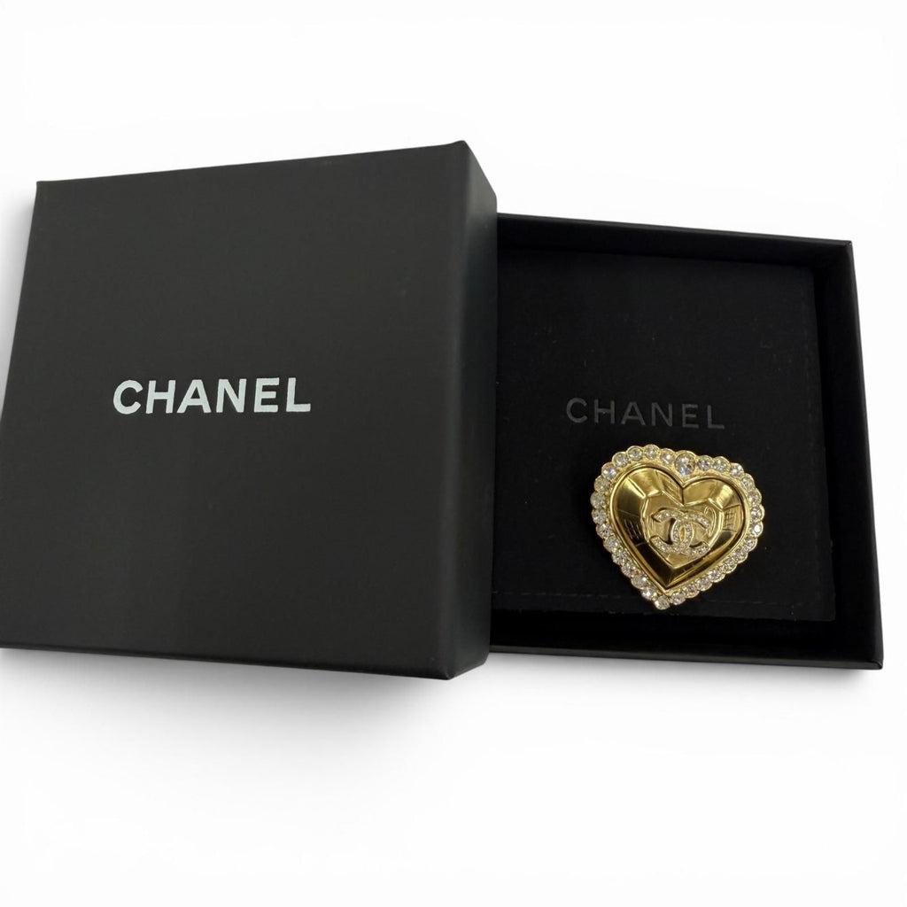 Chanel 25k CC Logo Heart Rhinestone Brooch Gold Box — view 2