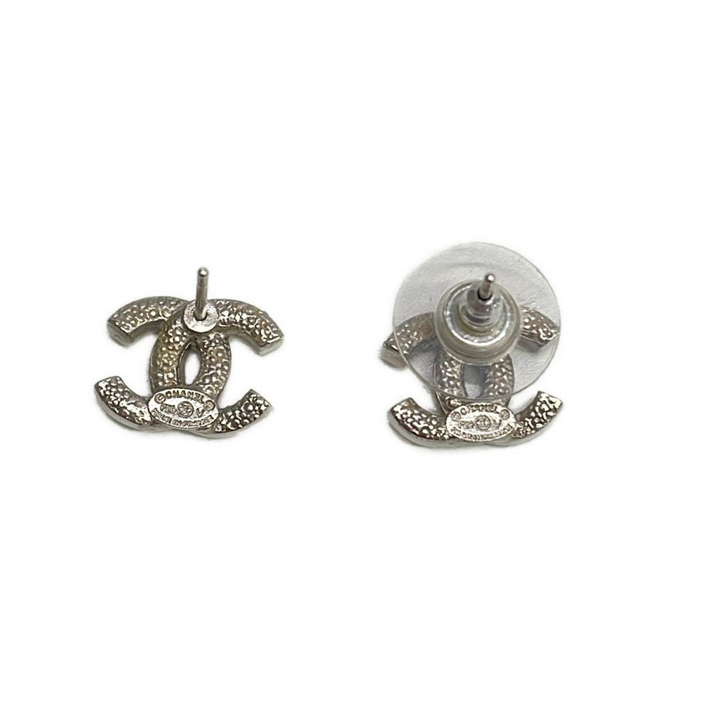 Chanel Earrings CC Logo Silver — view 2