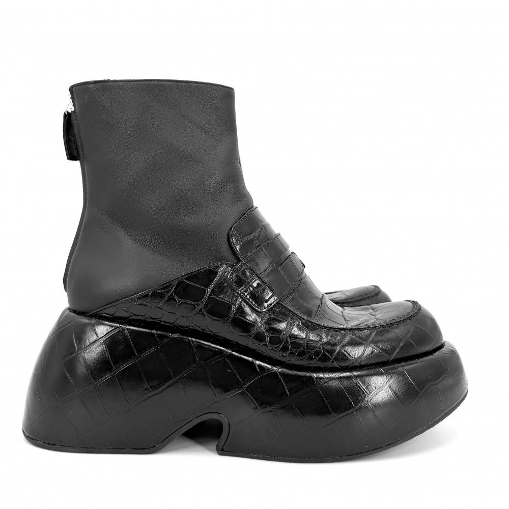 Loewe Boots Croco Embossed Short Shoes 39 Thick Sole Leather Black — view 2