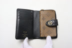 Louis Vuitton Monogram Giant Reverse Portefeuille Juliette Leather Bifold Wallet — view 4