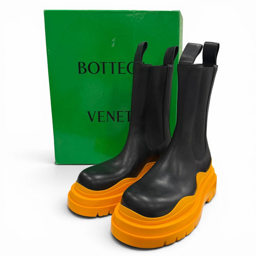 Bottega Veneta Leather Side Gore Tire Chelsea Boots Black Orange — view 2