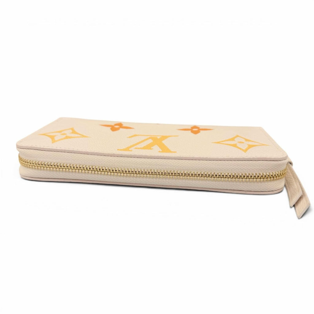 Louis Vuitton LV Gradient Empreinte Zip Around Leather Zippy Wallet — view 5