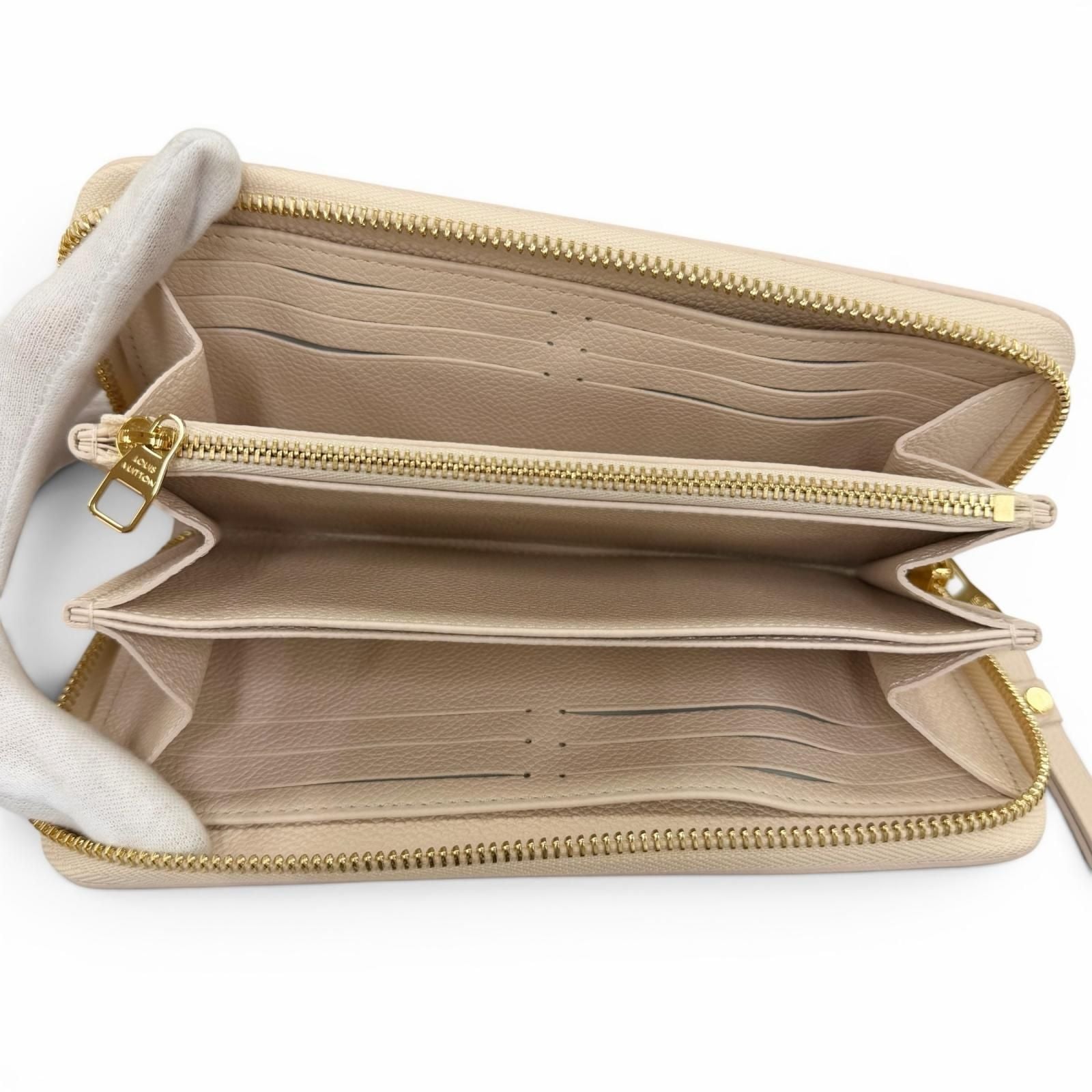 Louis Vuitton LV Gradient Empreinte Zip Around Leather Zippy Wallet — view 6