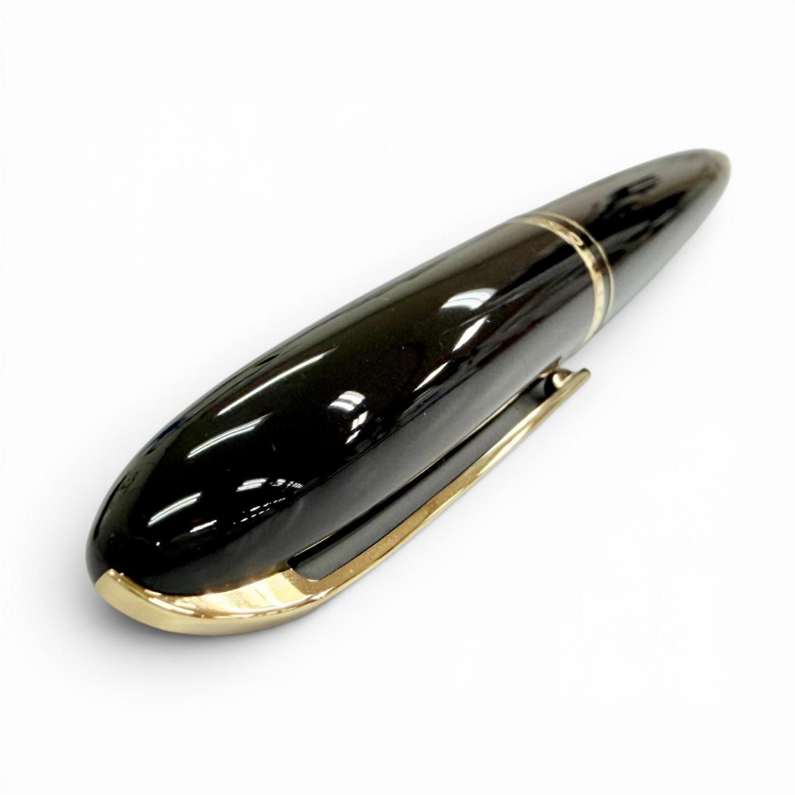 Louis Vuitton Dog Double Lacquer Twist Ballpoint Pen Black Gold Handwriting — view 4