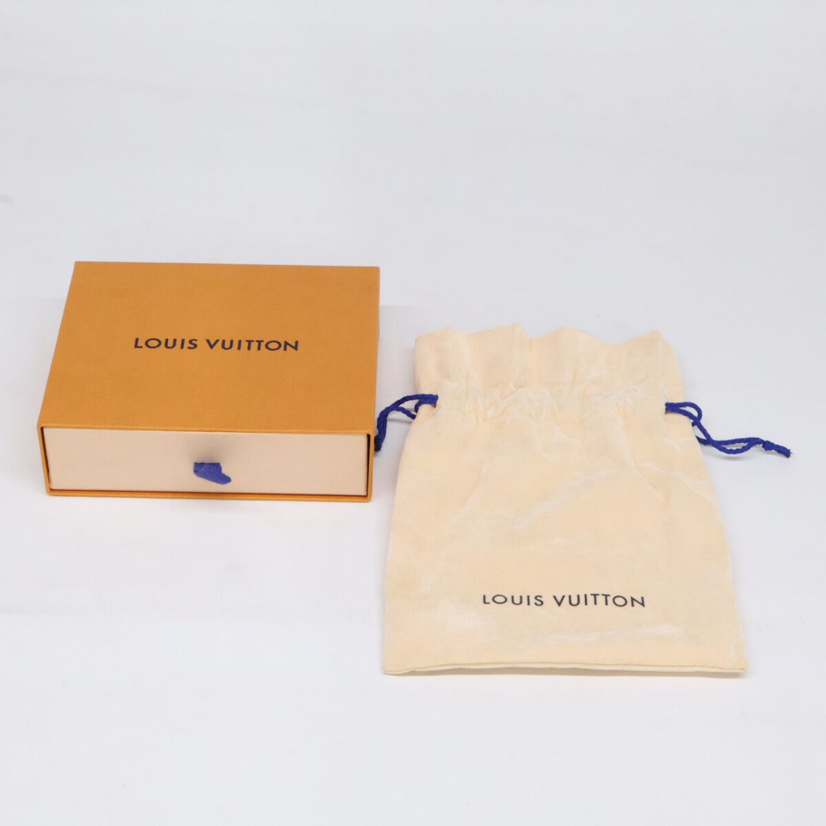 Louis Vuitton Collier Chain Monogram Necklace — view 6