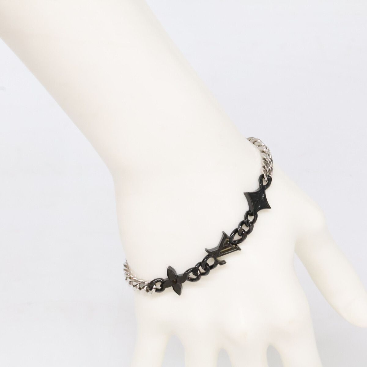 Louis Vuitton Monogram Low Bracelet — view 6