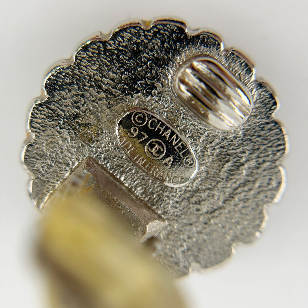 Chanel CC Logo Flower Motif Earrings Plated Silver Vintage — view 4
