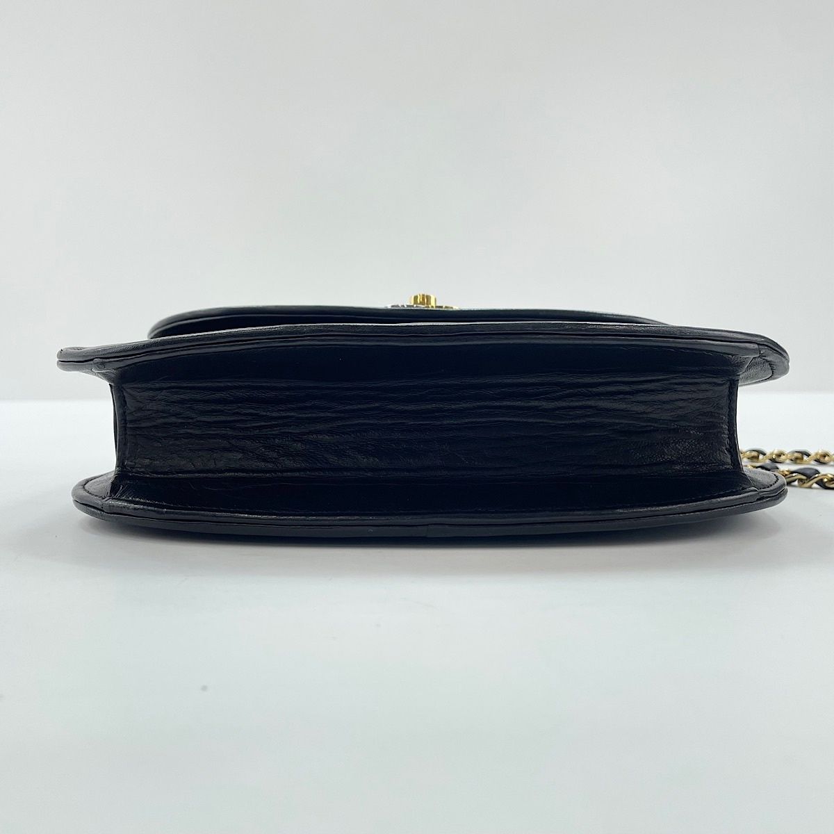 Chanel Shoulder Bag Quilted — view 9