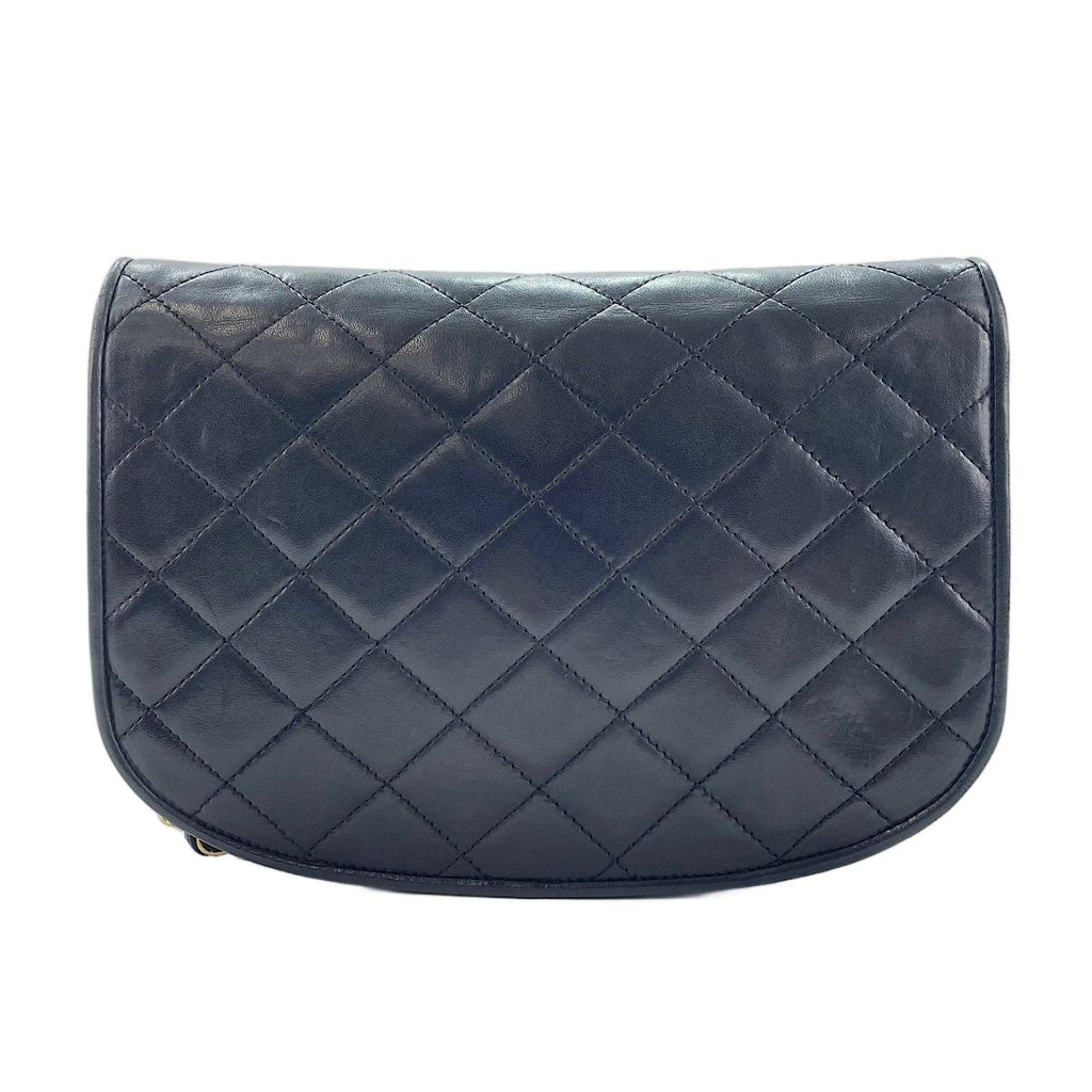Chanel Shoulder Bag Quilted — view 3