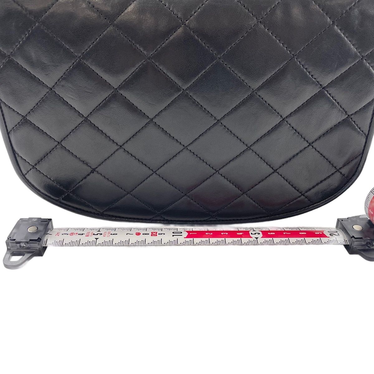 Chanel Shoulder Bag Quilted — view 4