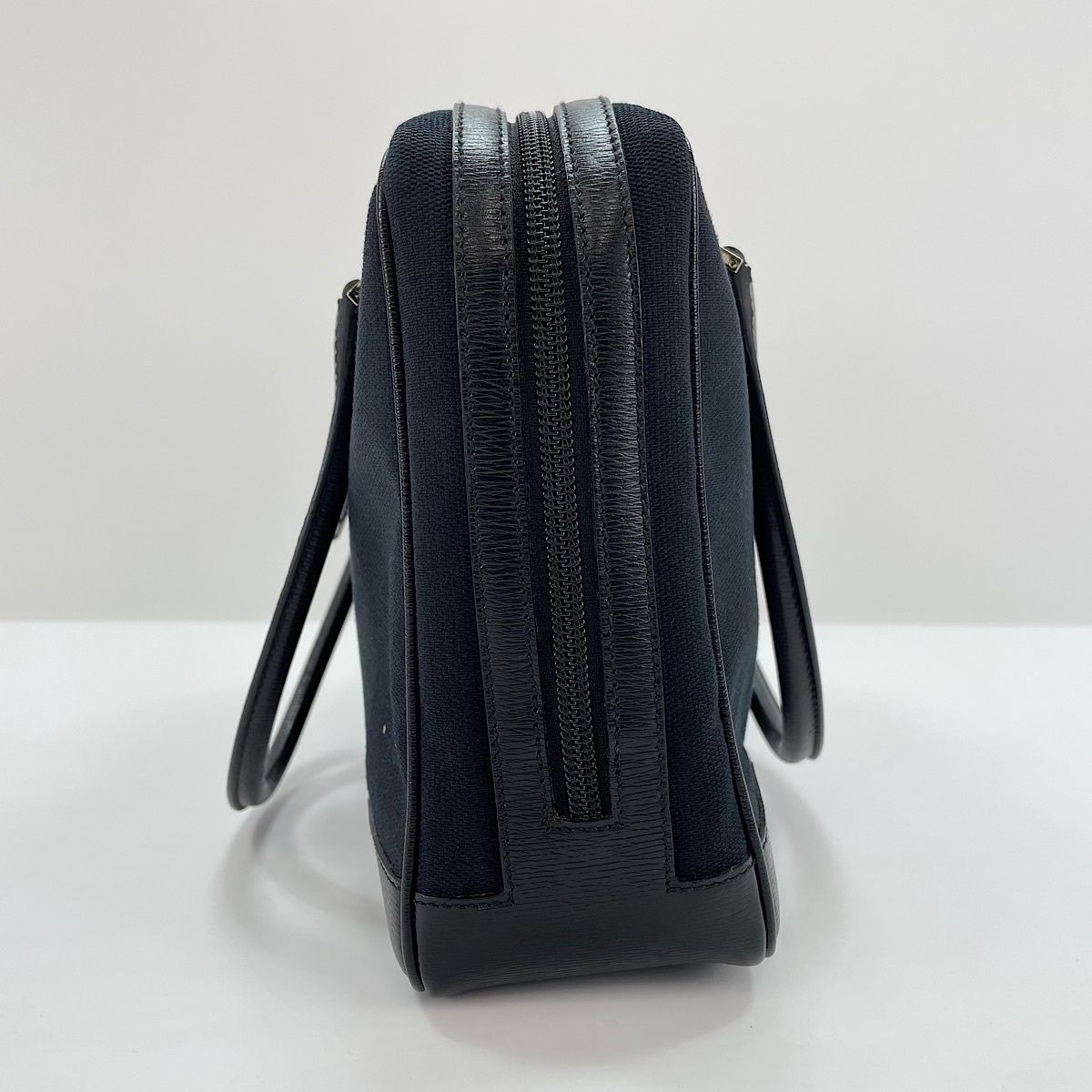 Gucci Handbag Black — view 5