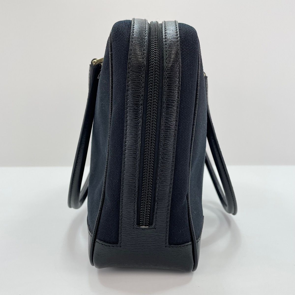 Gucci Handbag Black — view 6