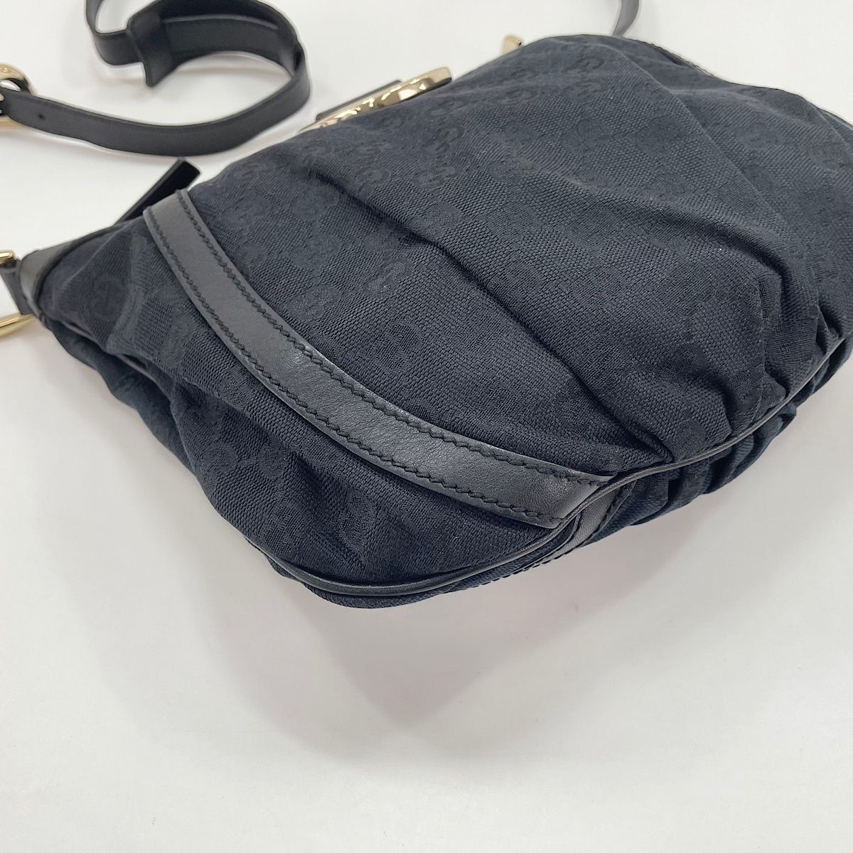 Gucci Shoulder Bag Abbey — view 8