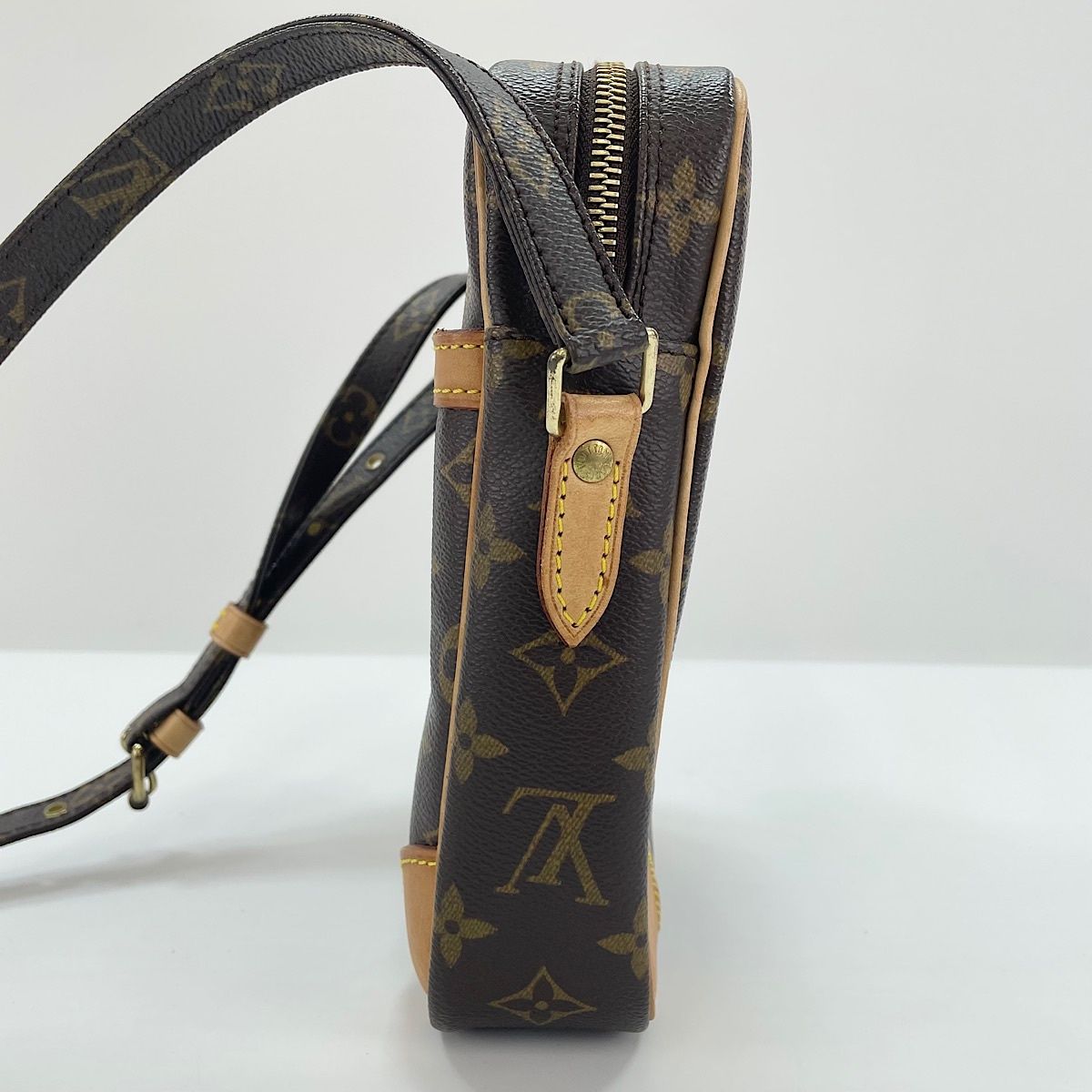 Louis Vuitton Shoulder Bag Danube — view 5