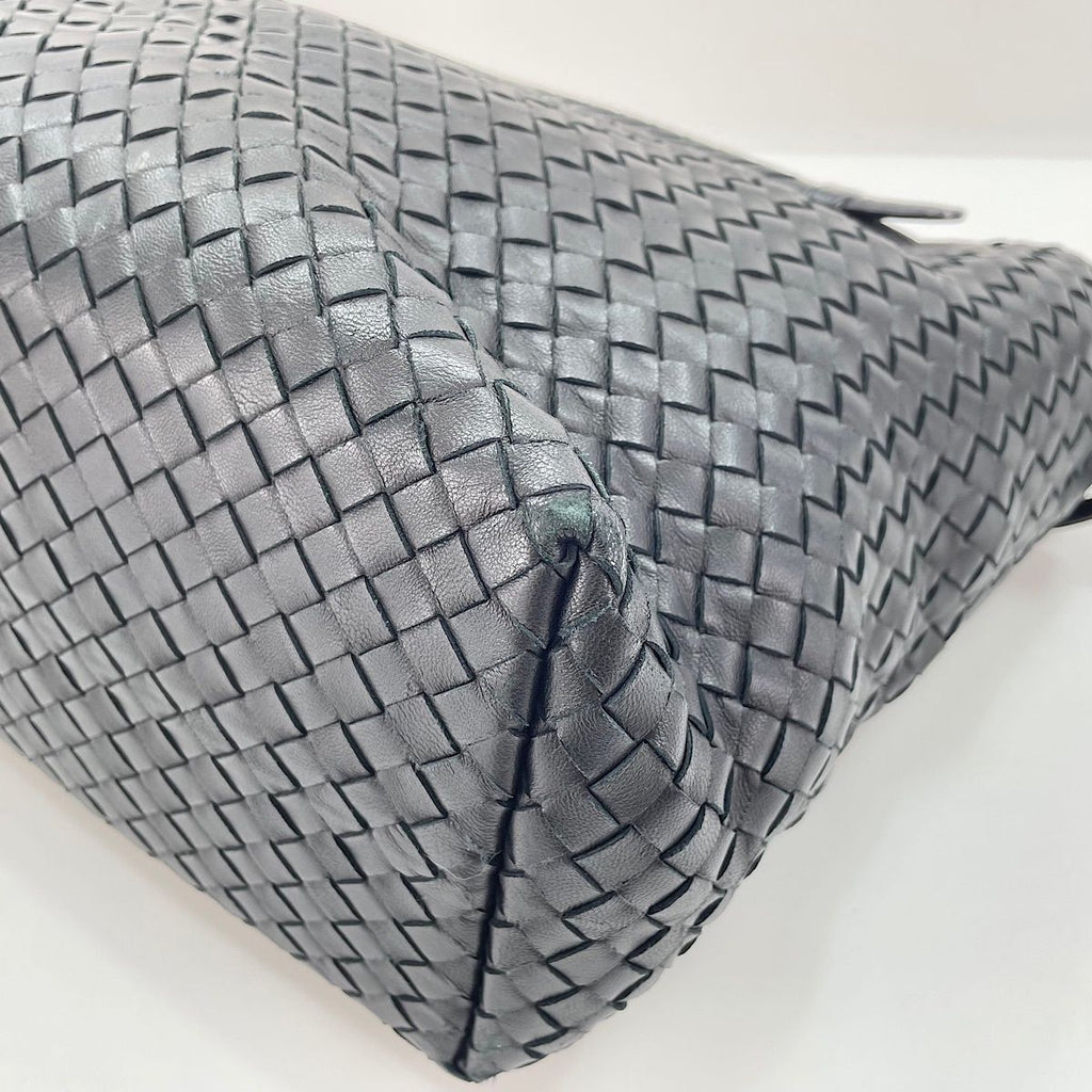 Bottega Veneta Handbag Garda — view 9