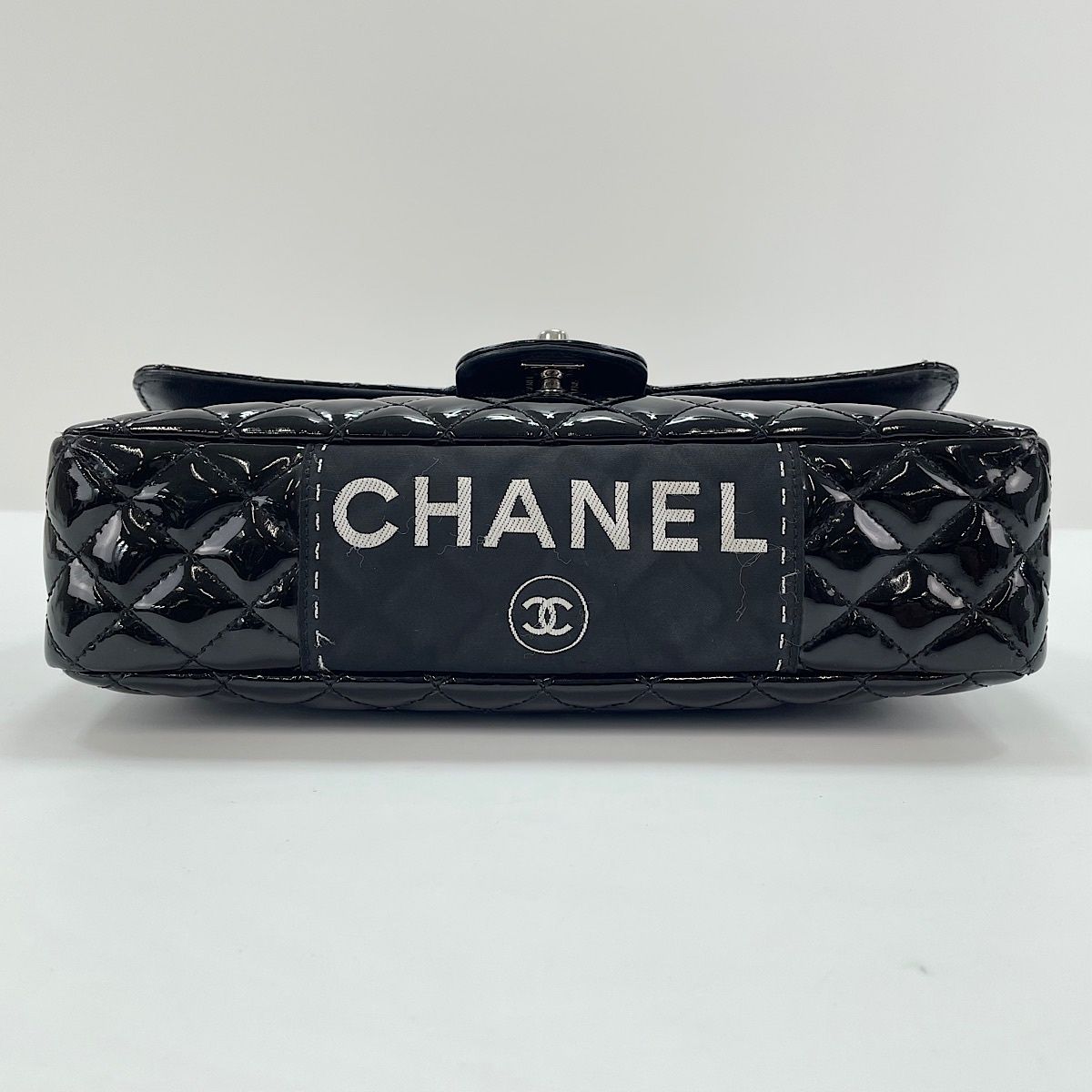 Chanel Shoulder Bag Quilted 25 — view 7