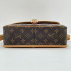 Louis Vuitton Shoulder Bag Sologne — view 7