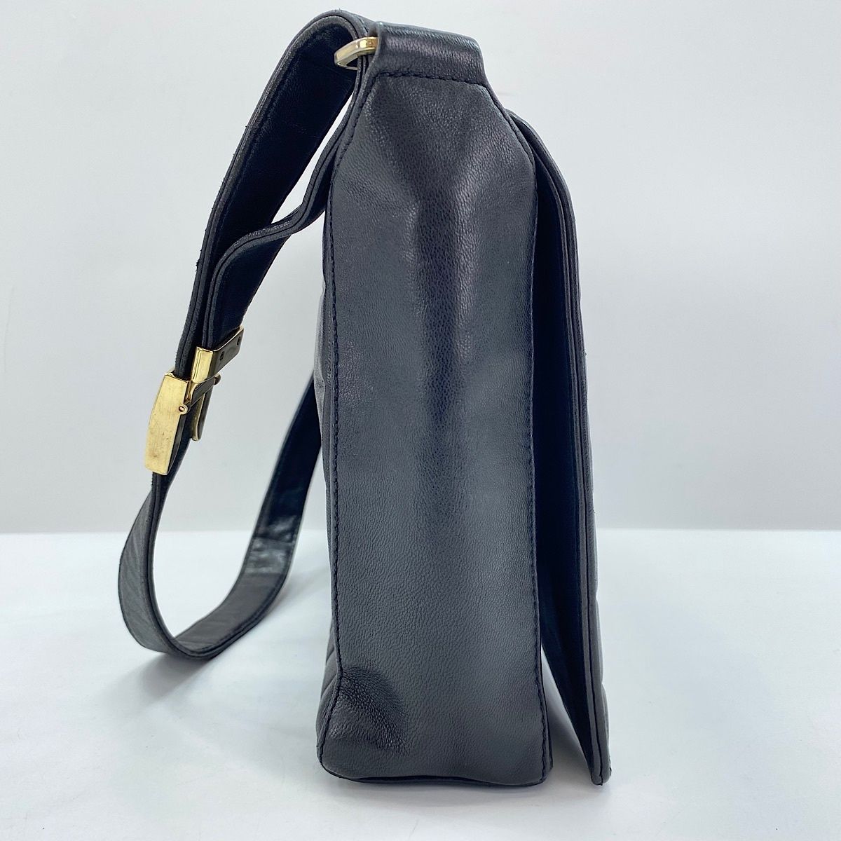 Chanel Shoulder Bag Black — view 6