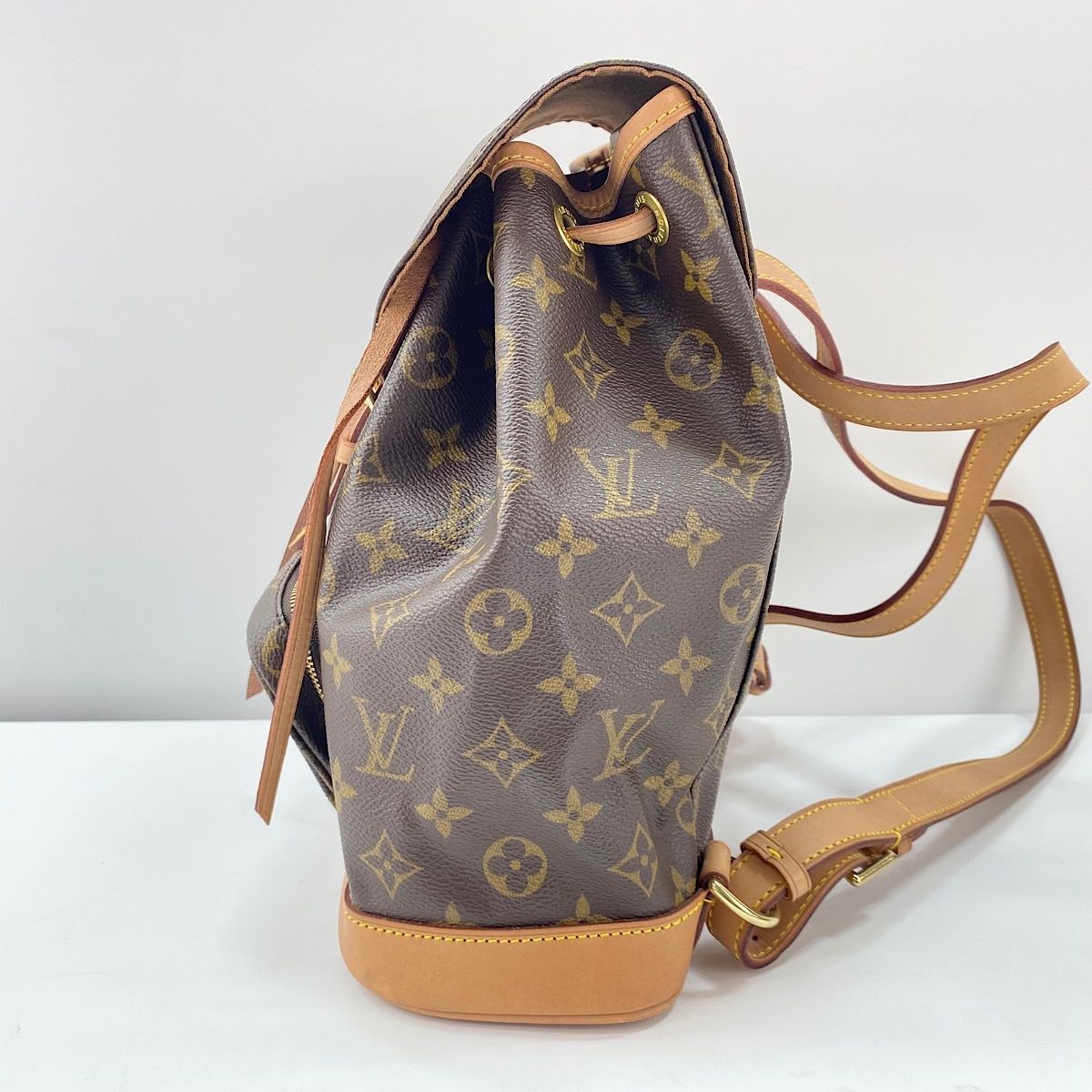 Louis Vuitton Backpack Montsouris MM — view 6