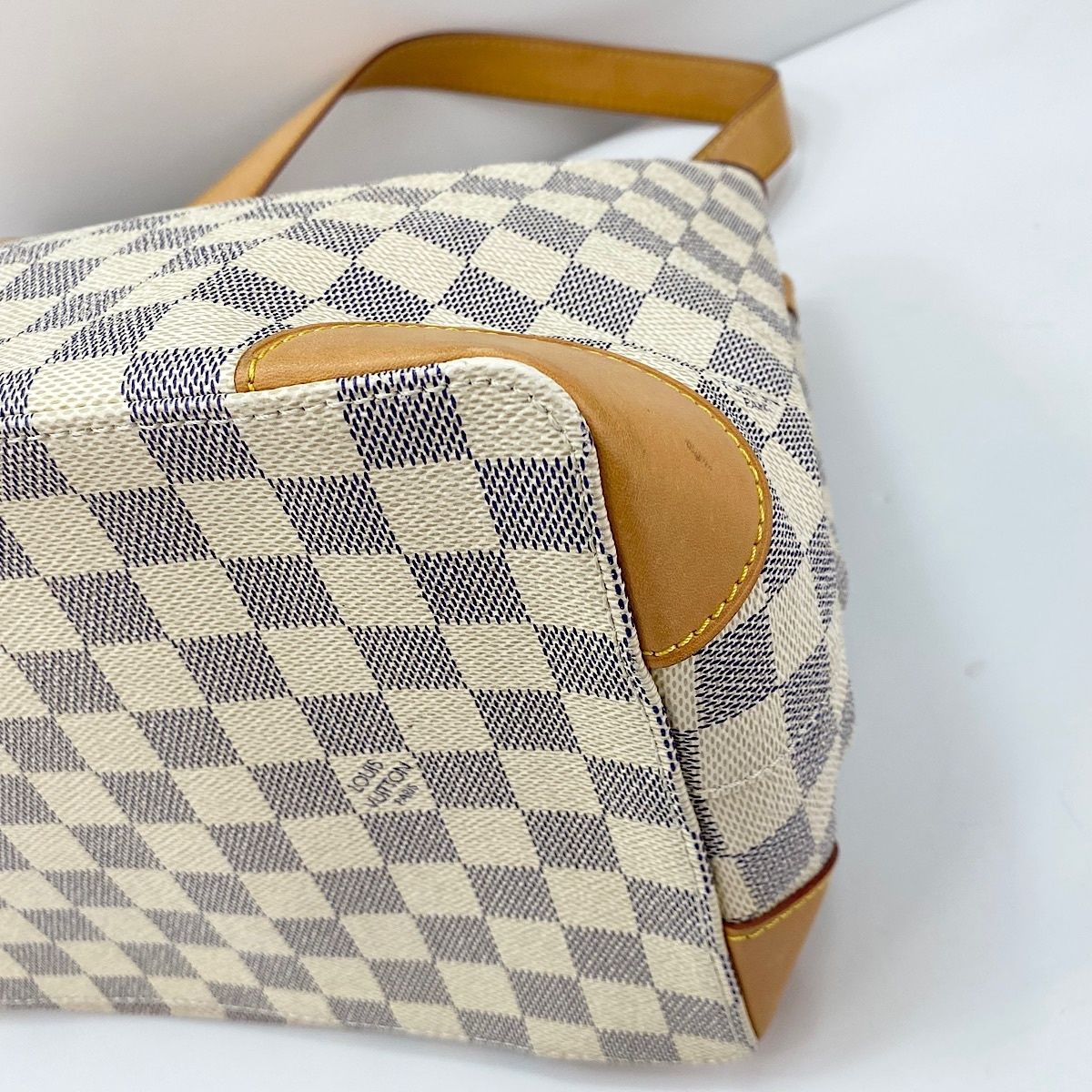 Louis Vuitton Tote Hampstead PM — view 8