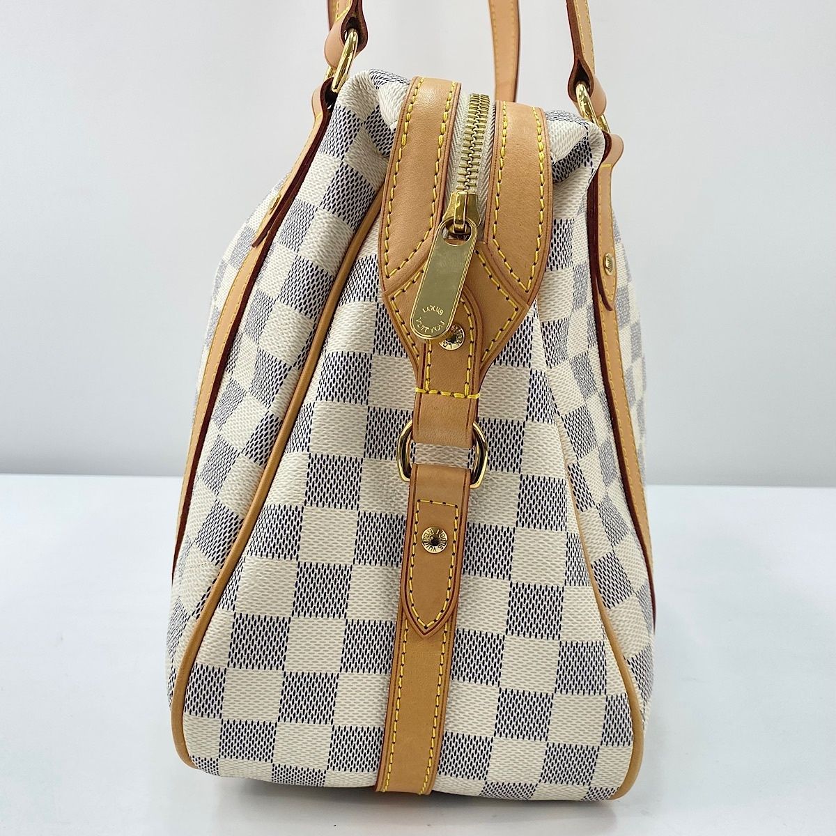 Louis Vuitton Shoulder Bag Streza PM — view 5