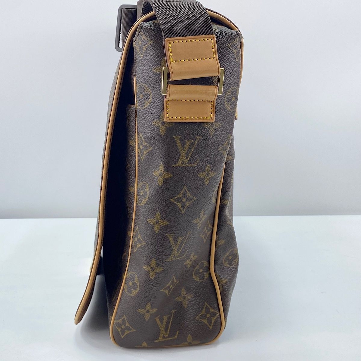 Louis Vuitton Shoulder Bag Aves — view 6